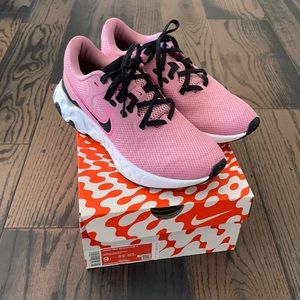 BRAND NEW! Women’s Nike Renew Ride 2 in Elemental Pink/Black-Pink Glow